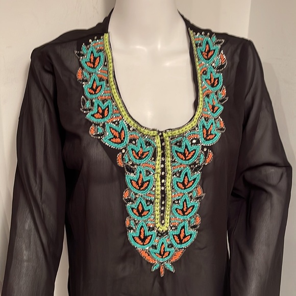 FLINT & MOSS COVERUP LARGE BLACK COLORFUL BEADED - Picture 2 of 5